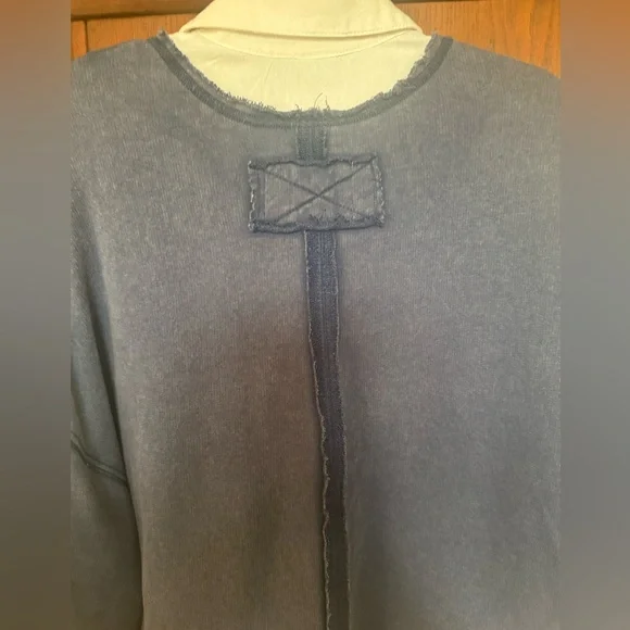 ⭐️Free People We The Free Oversized Top⭐️ - Picture 7 of 8